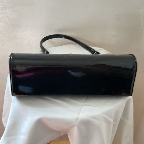 Vintage 1950’s -60’s Elegant Black Patent Leather Handbag. Unbranded - Picture 5 of 9